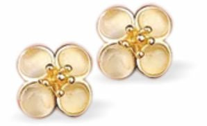 Golden Coloured Daisy Stud Earrings
9mm in size

Colour: Golden
Rhodium Plated
Delivered in a soft, black, velveteen pouch