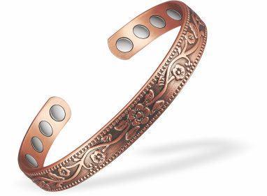 Magnetic Bracelet with fishy imprint and 8 magnets Copper, Adjustable bangle Can combat joint pain and improve circulation Delivered in a soft, black, velveteen pouch