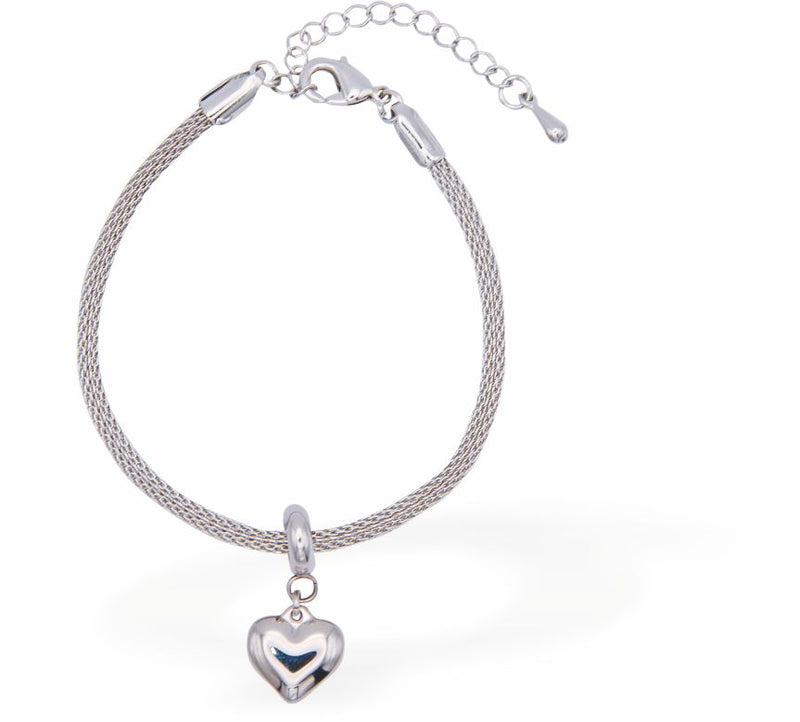 Rope Chain Extendable Bracelet with Delicate Heart Drop
Hypoallergenic: Nickel, Lead and Cadmium Free

Colour:&nbsp;Silver Coloured
Chain:&nbsp;Rhodium Plated
Delivered in a soft, black, velveteen pouch