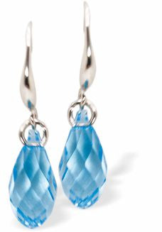 Silver Coloured Drop Earrings with Blue Briolette Crystal Drops
Drops are 10mm in size
Colour:&nbsp;Aquamarine Blue
Rhodium Plated Ear-wires
Delivered in a soft, black, velveteen pouch